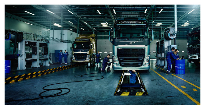 Crossroad Truck